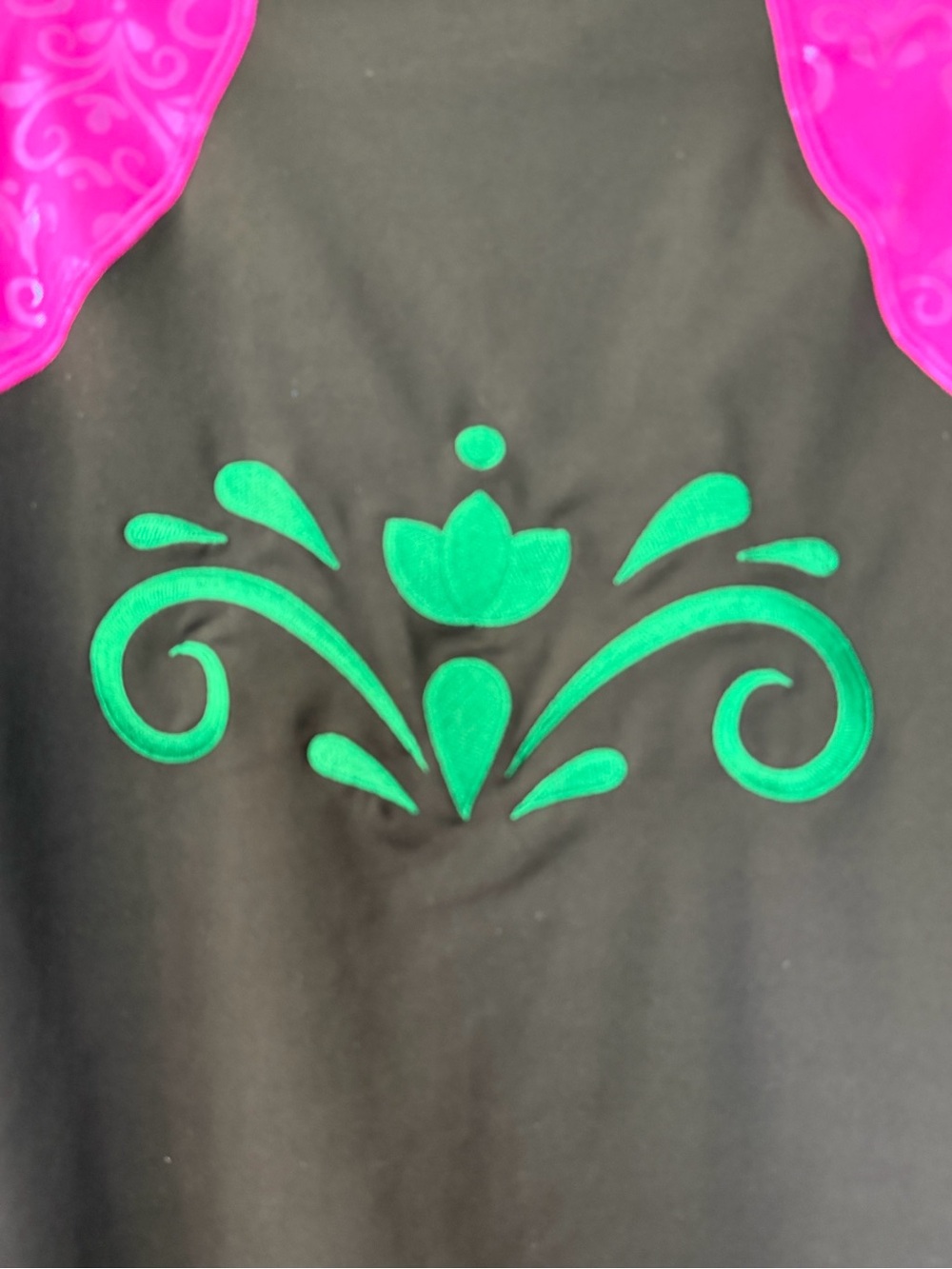 EUC Crowned Athletics Frozen Reversible Jacket - Picture 4 of 9